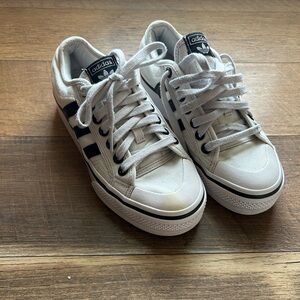adidas nizza White Canvas Low-Top Sneakers with Black Stripes